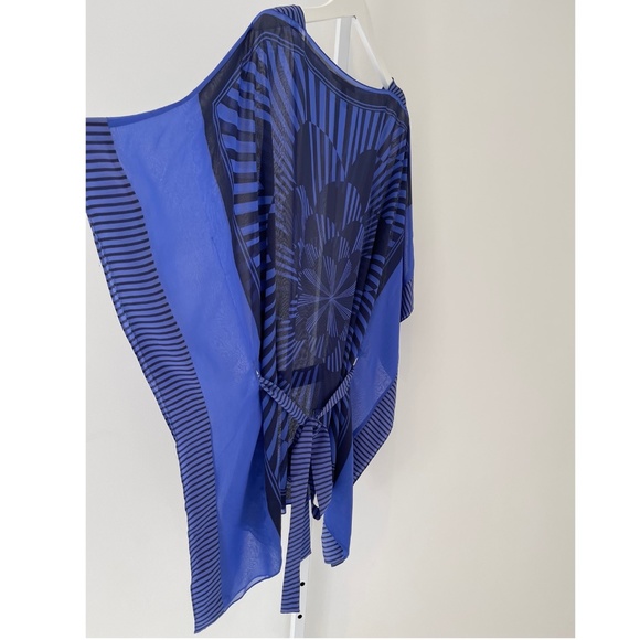 BCBG BLUE BLACK BELTED PONCHO TOP SIZE XS NWOTS! - Picture 3 of 16